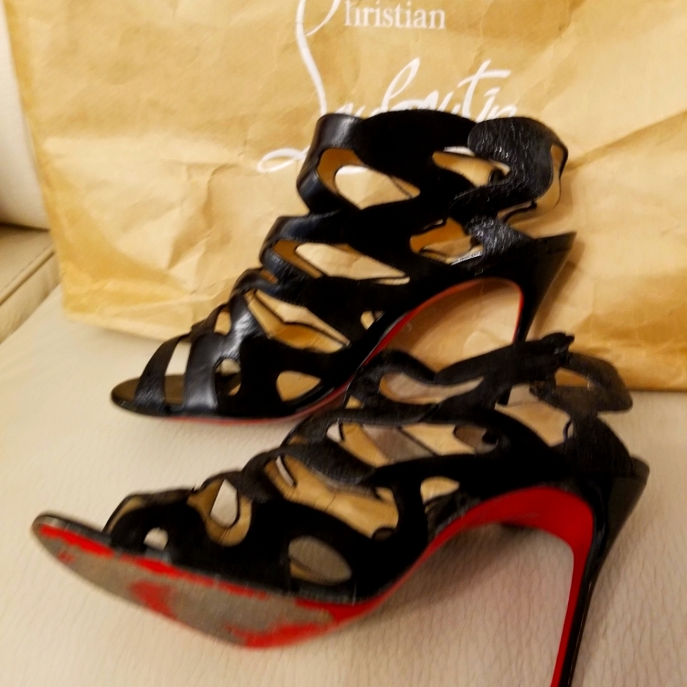 Christian louboutin heels size 40 US 10